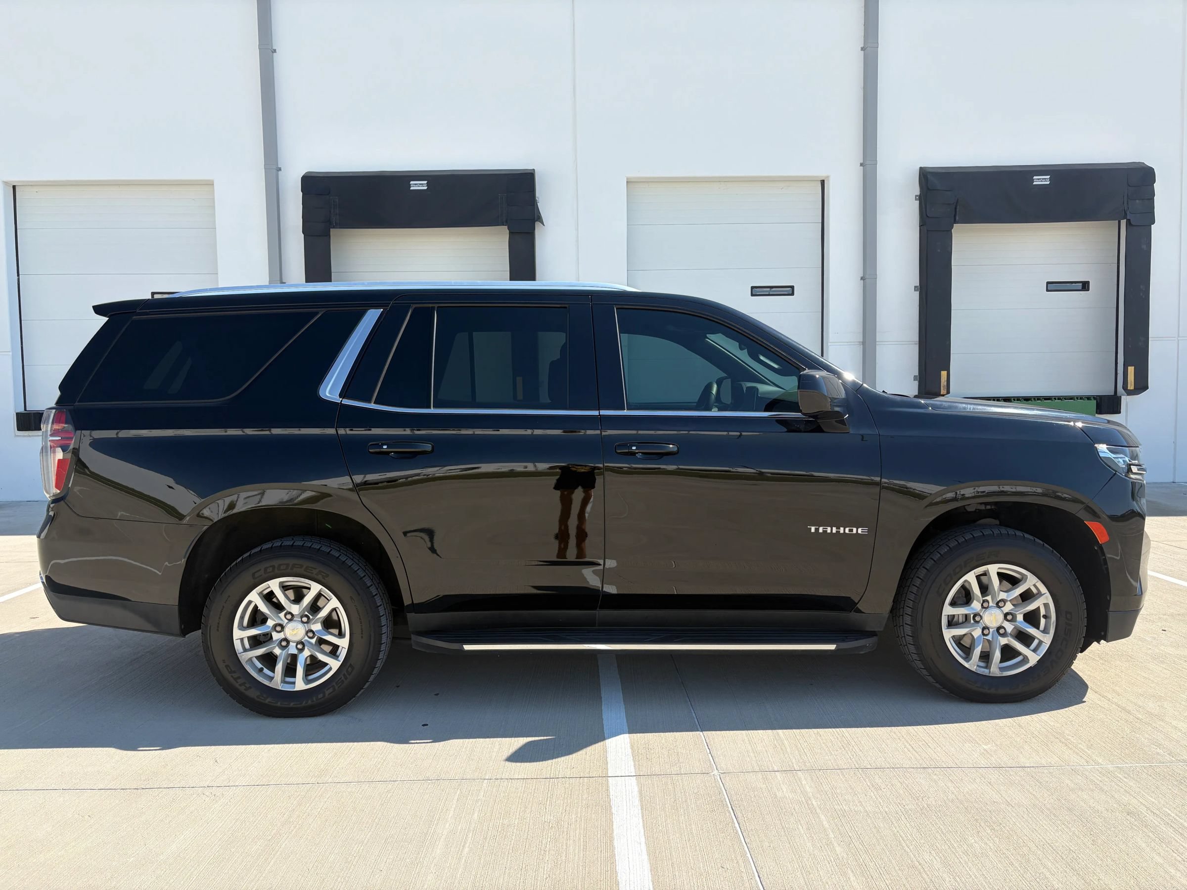 Used 2021 Chevrolet Tahoe LT RWD image 3