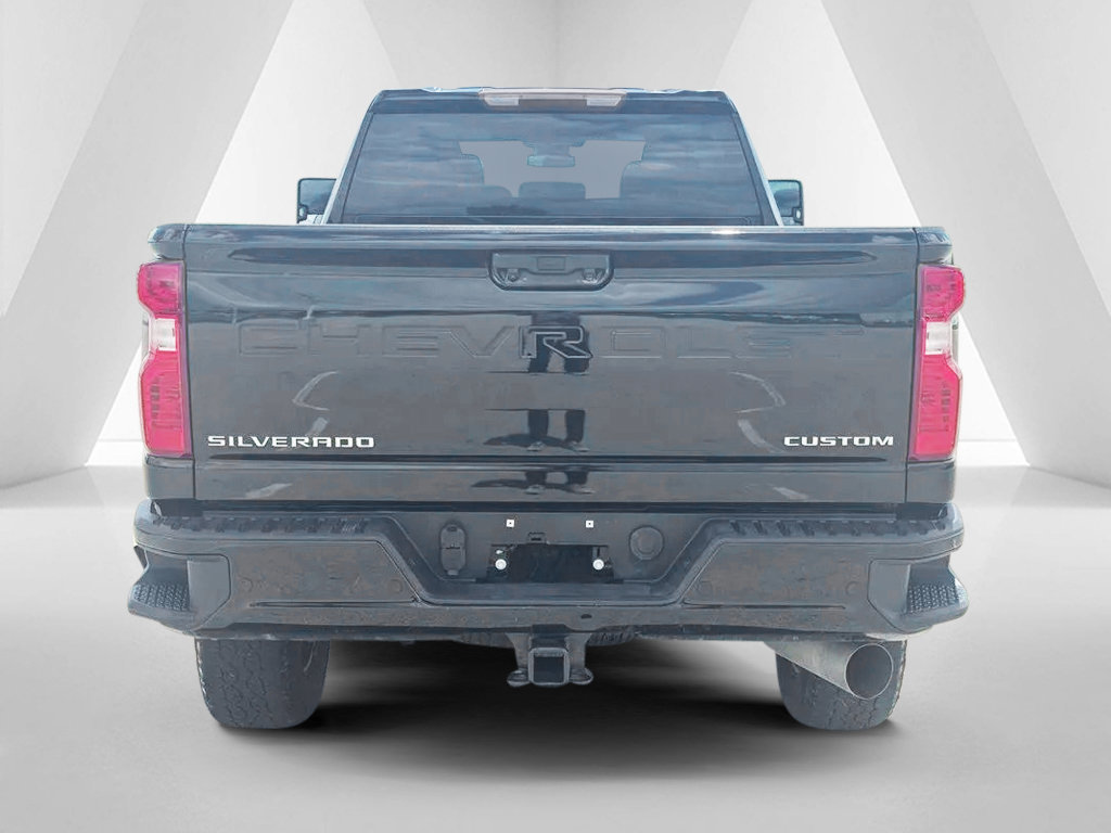 Used 2024 Chevrolet Silverado 2500 Custom w/ Custom Value Package AWD/4WD image 5