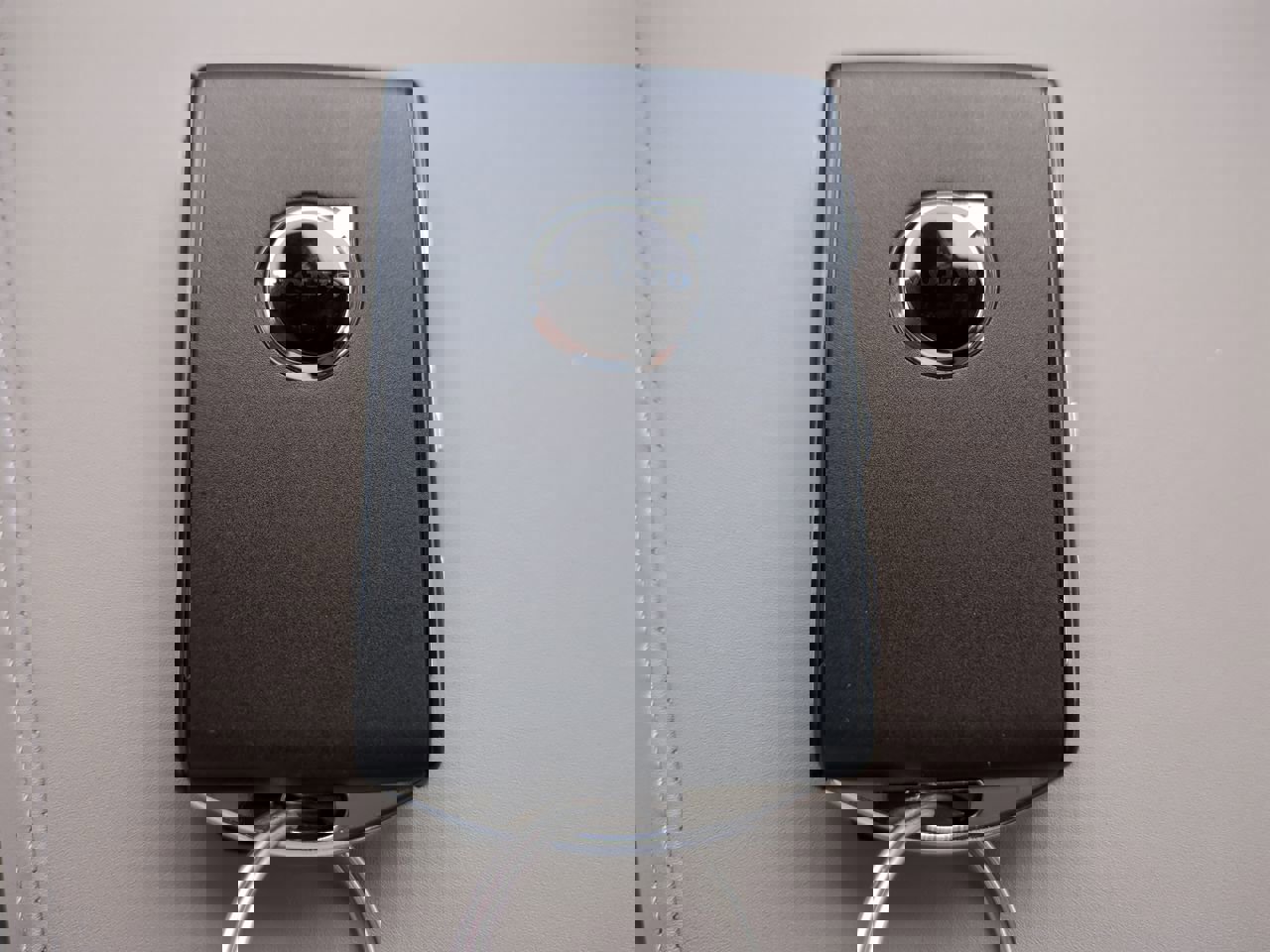 New 2026 Volvo XC90 B6 Plus w/ Protection Package Premier image 28