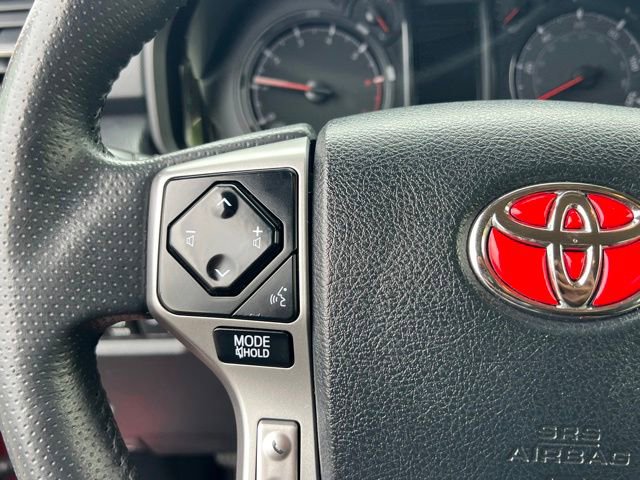 Used 2022 Toyota 4Runner SR5 AWD/4WD image 22