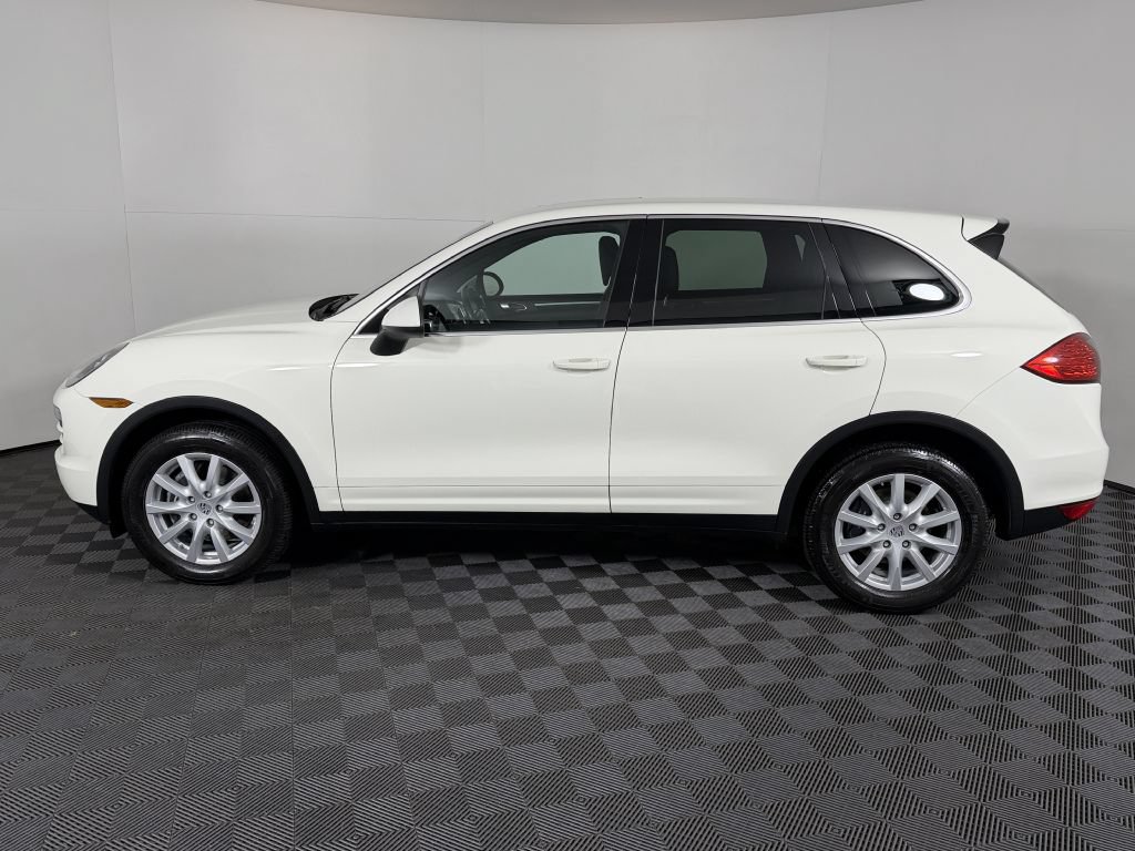 Used 2011 Porsche Cayenne AWD/4WD image 9