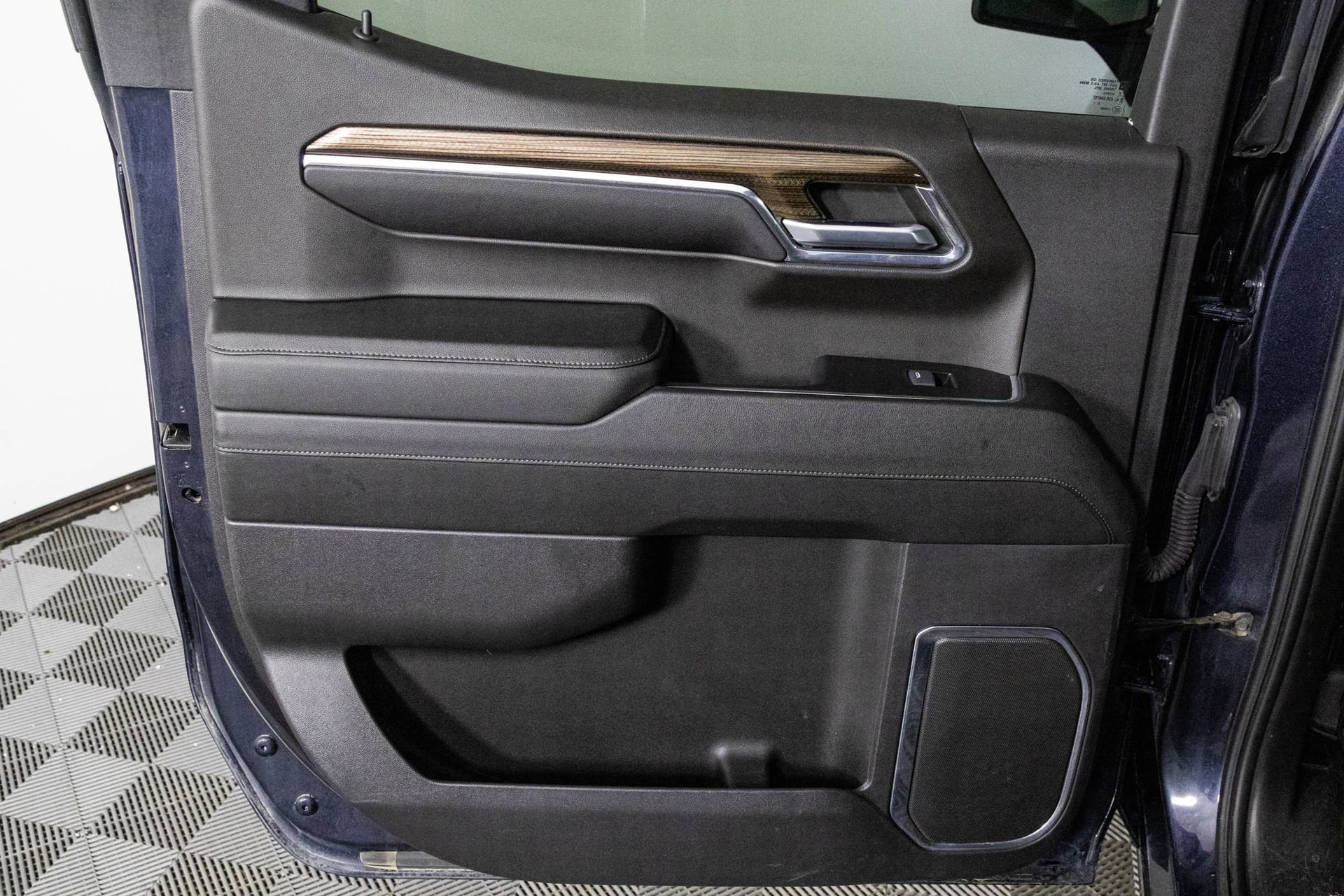 Certified 2023 Chevrolet Silverado 1500 LT image 34