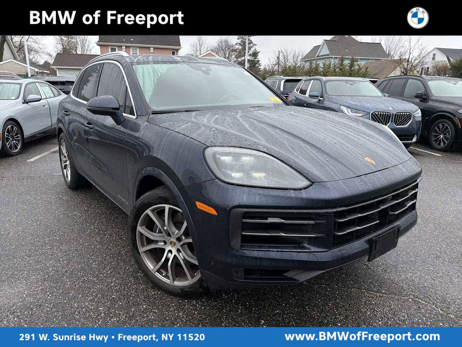 Used 2024 Porsche Cayenne image 1
