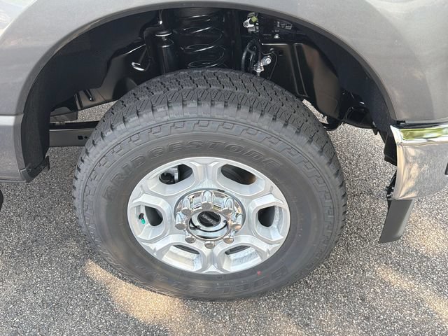 New 2026 Ford F250 XLT w/ XLT Premium Package AWD/4WD image 14