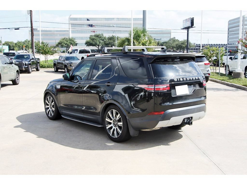 Used 2018 Land Rover Discovery HSE Luxury AWD/4WD image 4