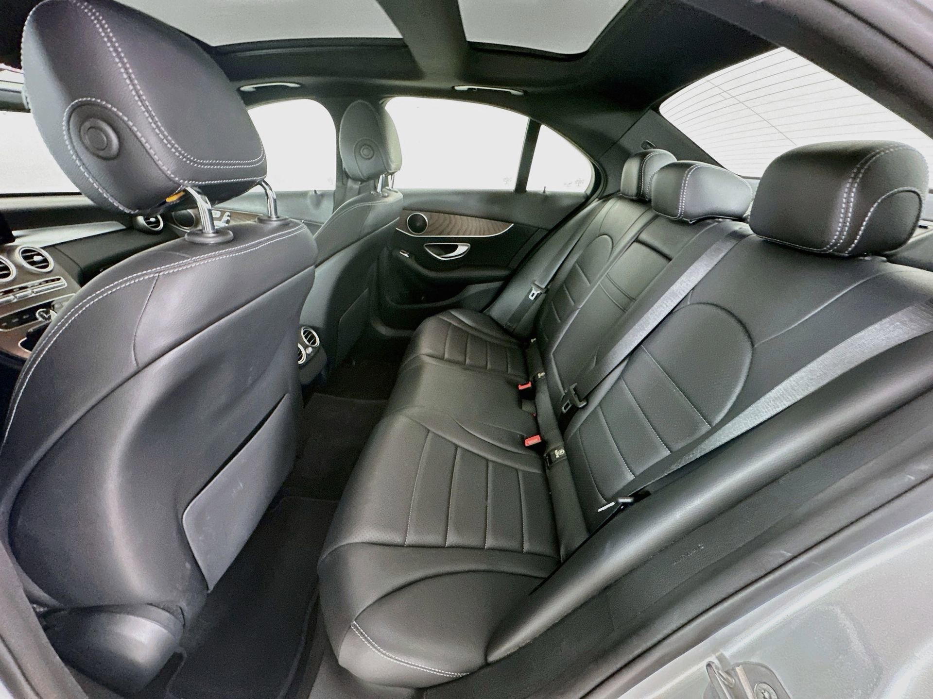 Used 2019 Mercedes-Benz C 300 4MATIC Sedan image 25