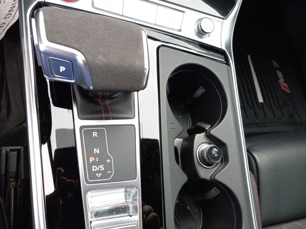 Used 2022 Audi RS 7 4.0T w/ Black Optic Package image 35