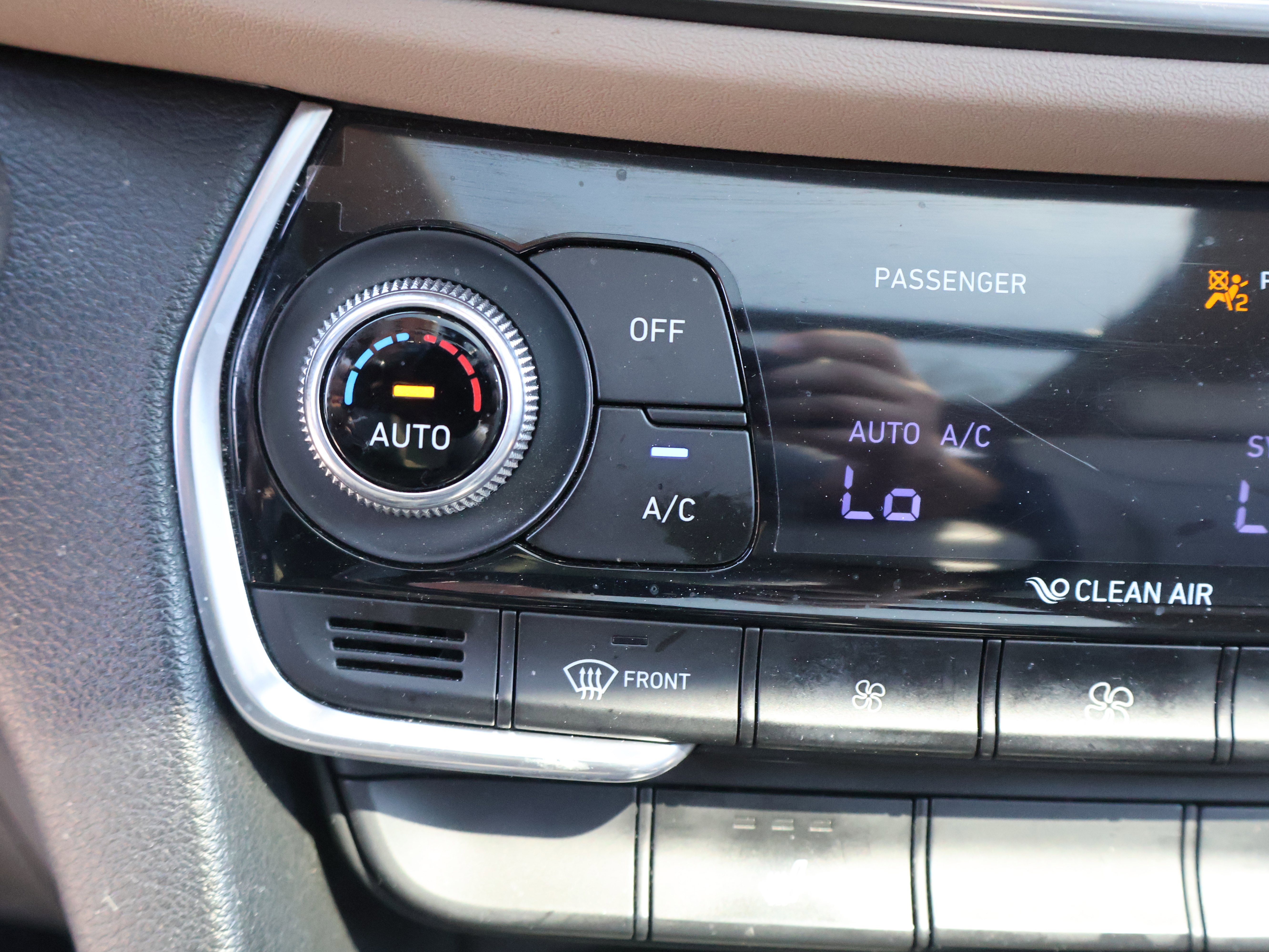 Used 2020 Hyundai Santa Fe SEL image 32