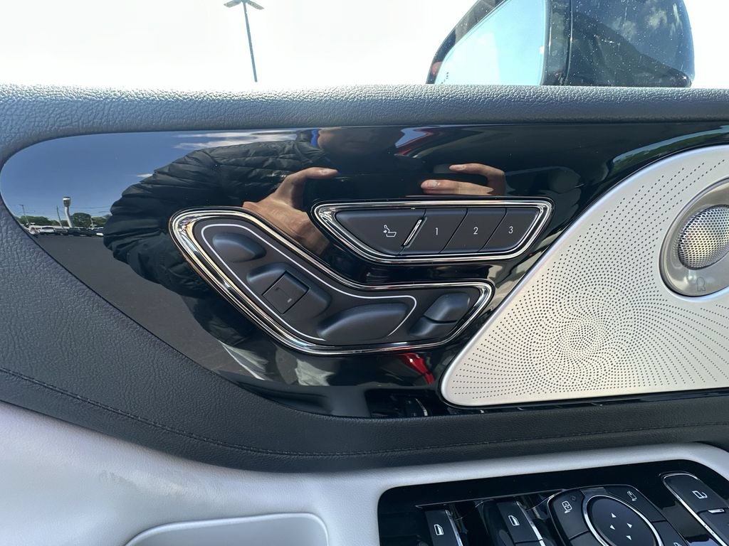 New 2026 Lincoln Aviator Reserve AWD/4WD image 18