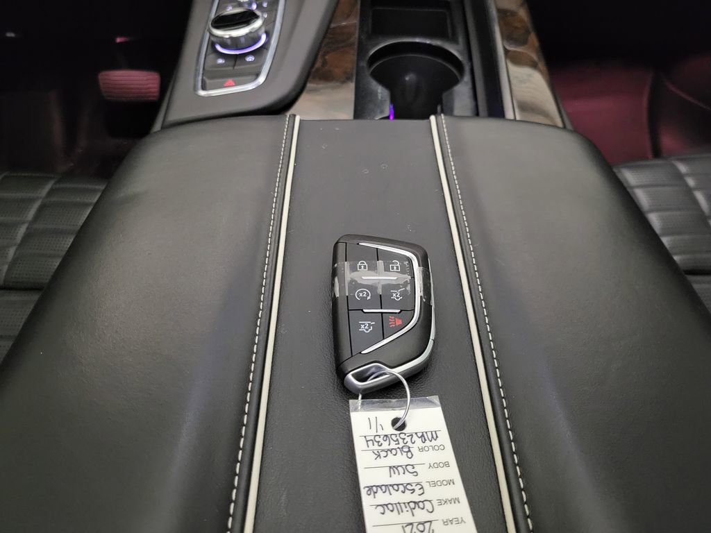 Used 2021 Cadillac Escalade Premium Luxury Platinum image 61