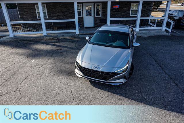 Used 2022 Hyundai Elantra SEL image 3