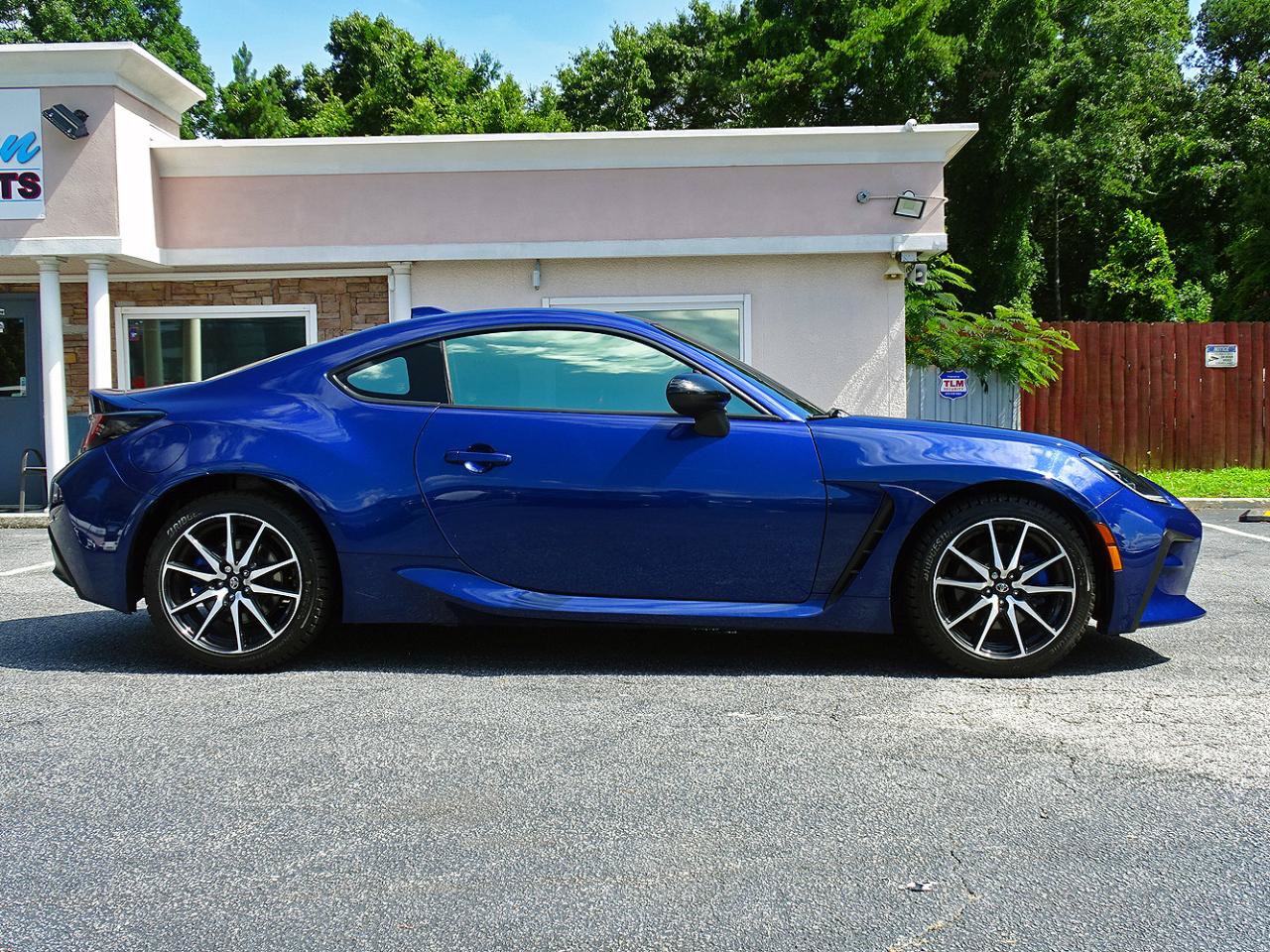 Used 2022 Toyota GR86 w/ ALL Weather Mat Package (TMS) RWD image 14