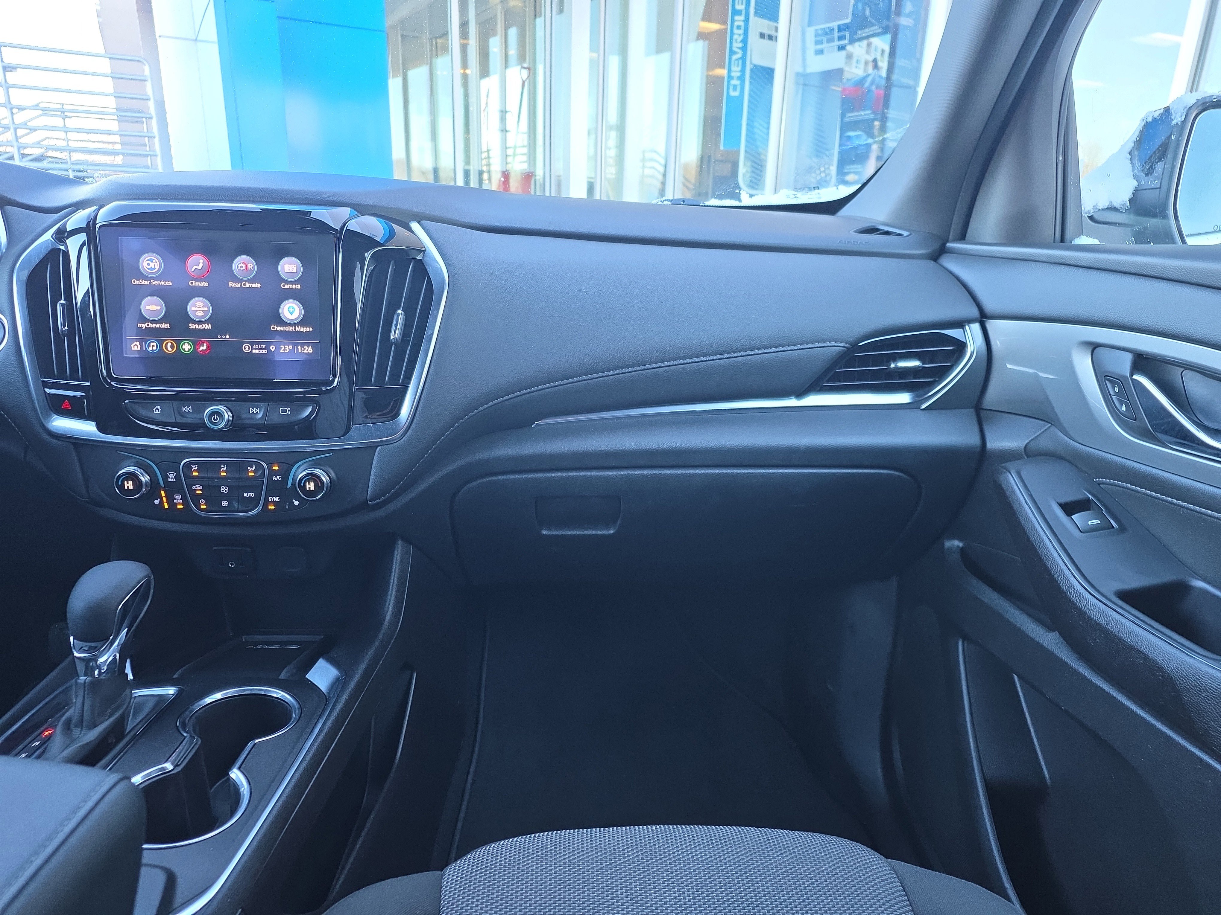 Used 2023 Chevrolet Traverse LT image 32