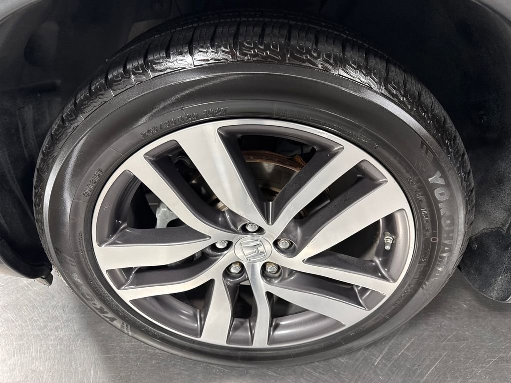 Used 2016 Honda Pilot Elite image 2