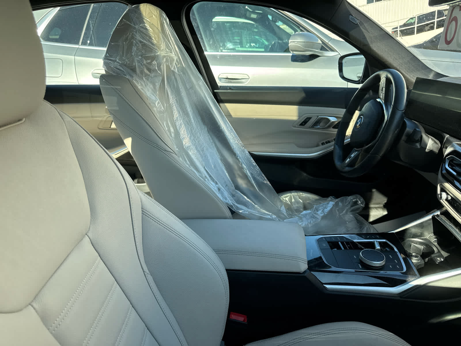 Used 2024 BMW 330i xDrive Sedan w/ Premium Package AWD/4WD image 8