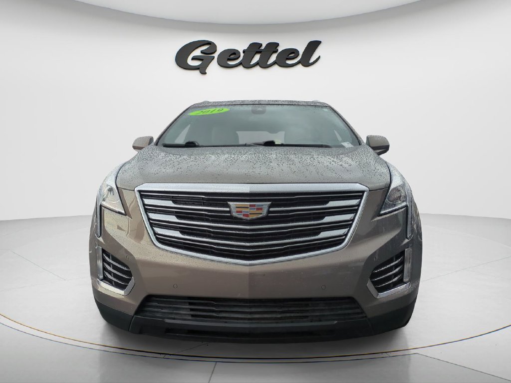 Used 2019 Cadillac XT5 Luxury AWD/4WD image 2