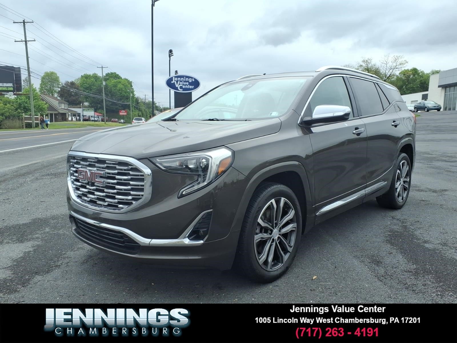 Used 2020 GMC Terrain Denali w/ Denali Premium Package AWD/4WD image 1