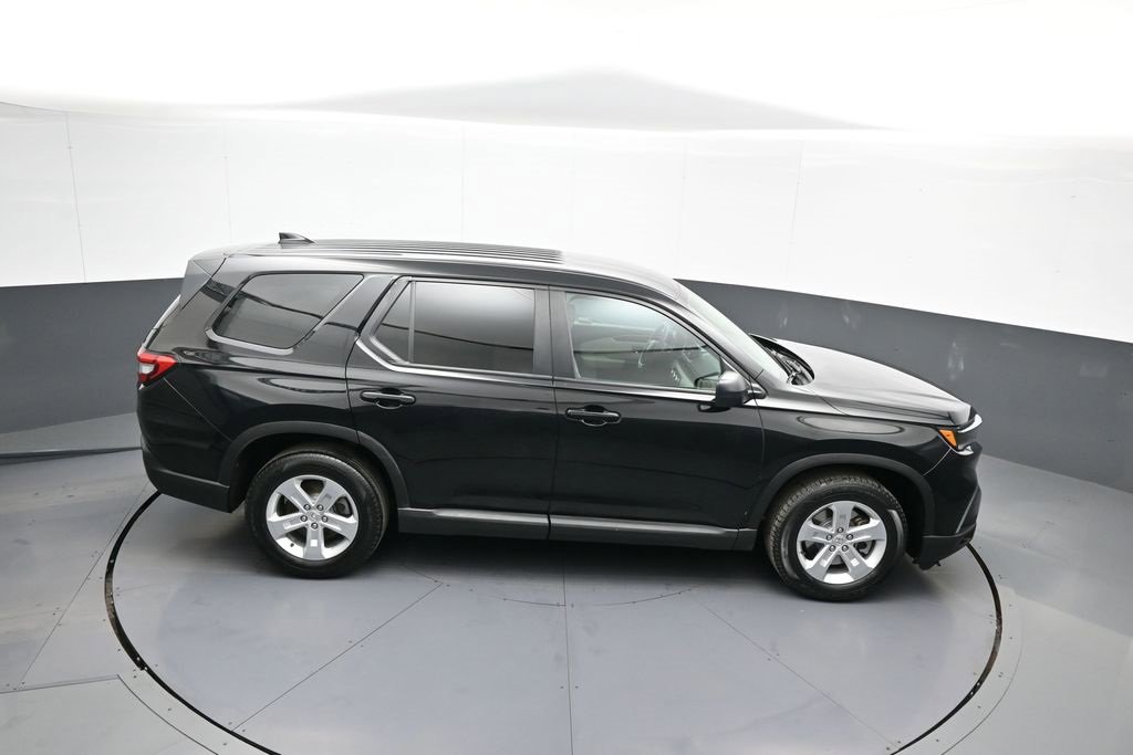 Used 2023 Honda Pilot LX image 37