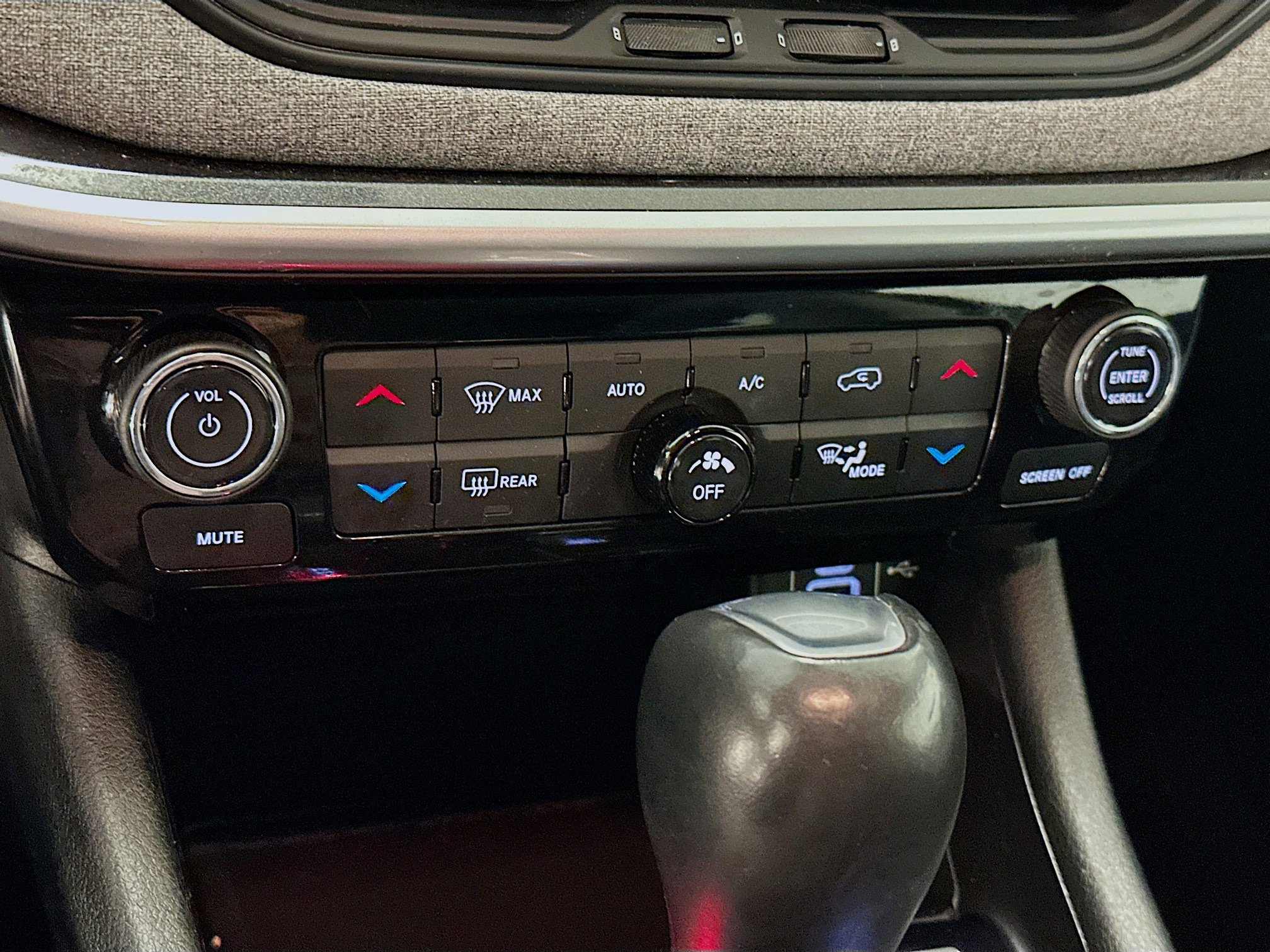 Used 2022 Jeep Compass Latitude w/ Convenience Group AWD/4WD image 23