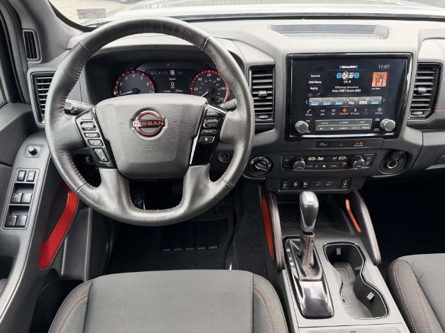 Used 2023 Nissan Frontier PRO-4X w/ Pro Convenience Package AWD/4WD image 17