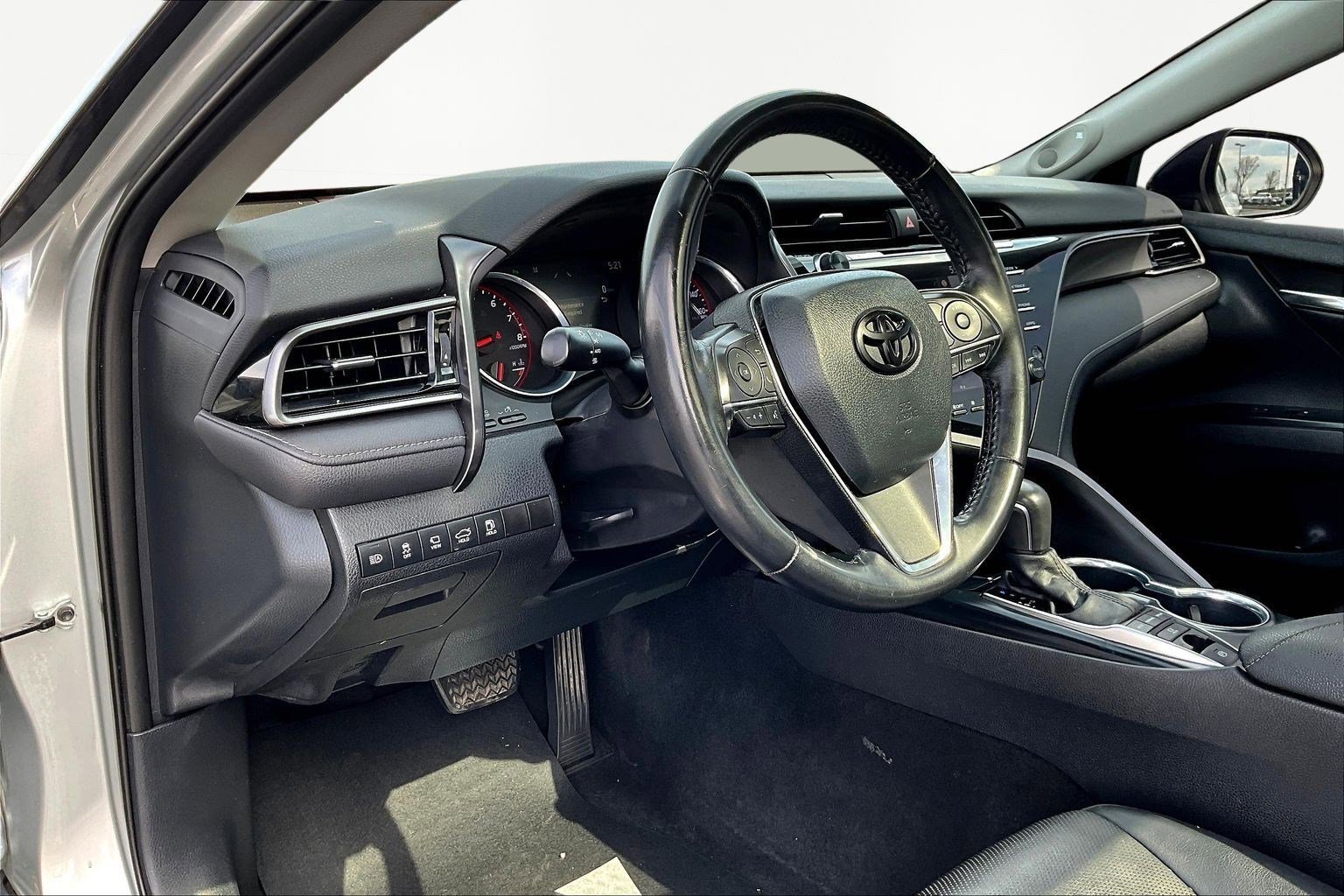 Used 2020 Toyota Camry XSE w/ Driver Assist Package image 17