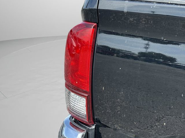 Used 2018 Toyota Tacoma SR5 image 18