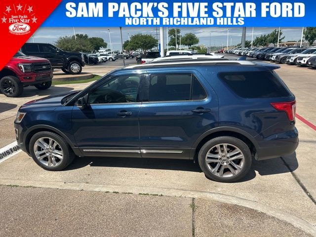 Used 2016 Ford Explorer XLT w/ Equipment Group 202A FWD image 10
