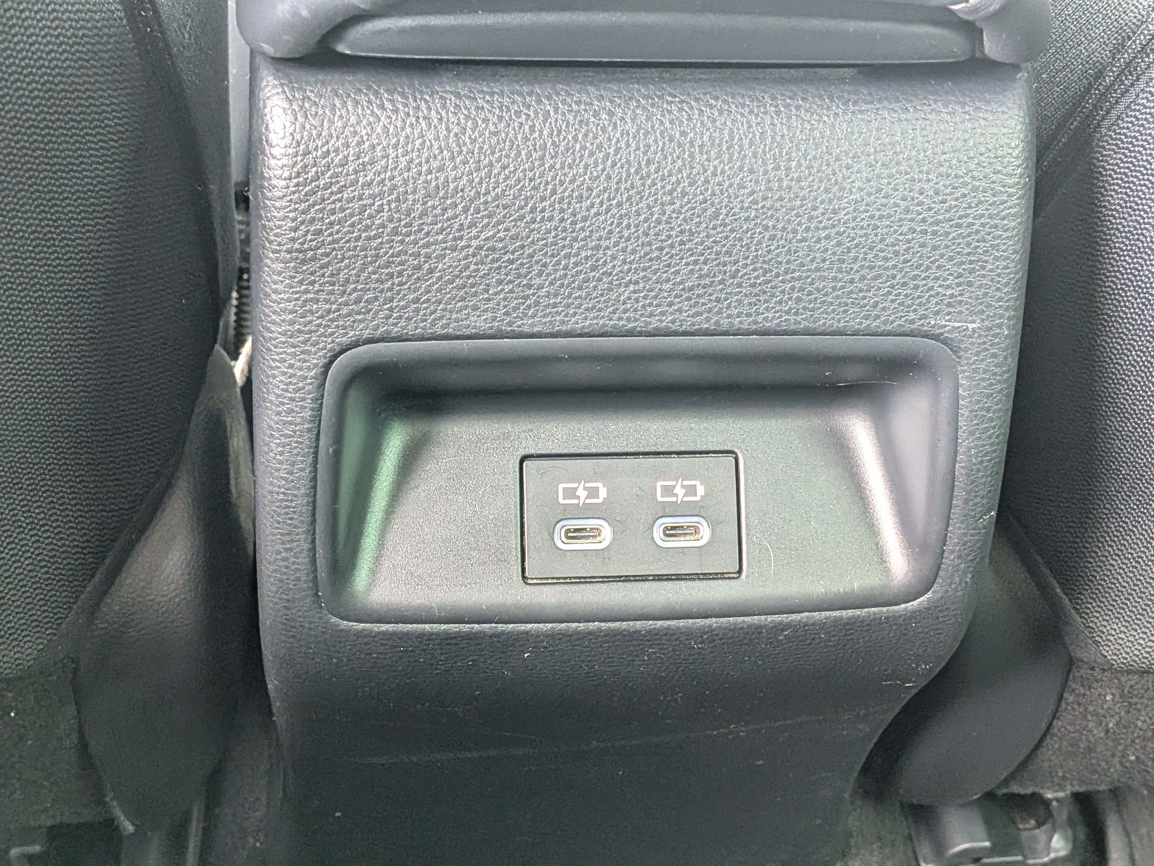 Used 2025 Toyota Corolla SE FWD image 15