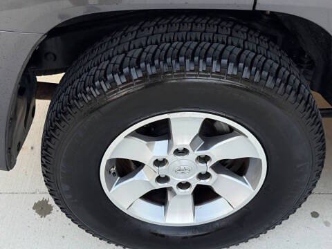 Used 2012 Toyota 4Runner SR5 w/ Convenience Pkg RWD image 12