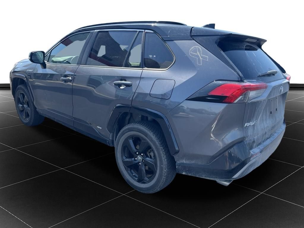 Used 2019 Toyota RAV4 XSE w/ XSE Weather Package AWD/4WD image 3