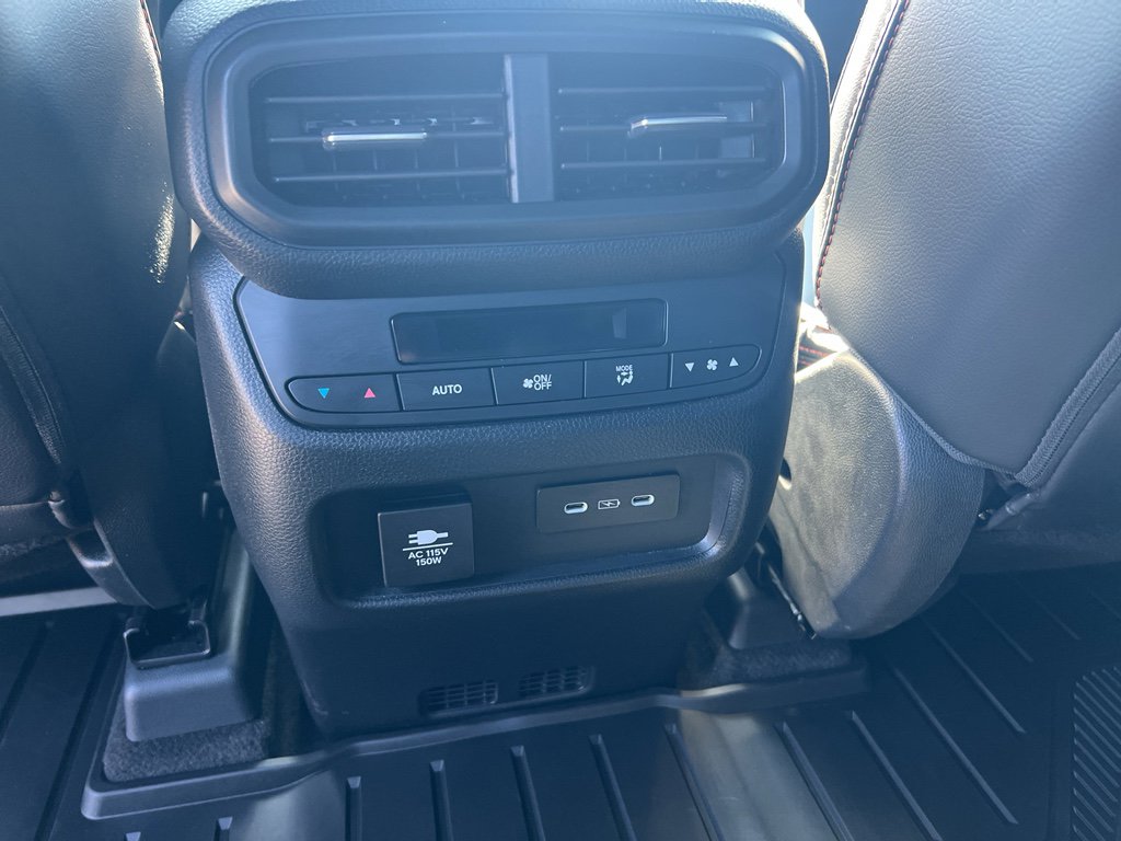 Certified 2025 Honda Pilot TrailSport image 22