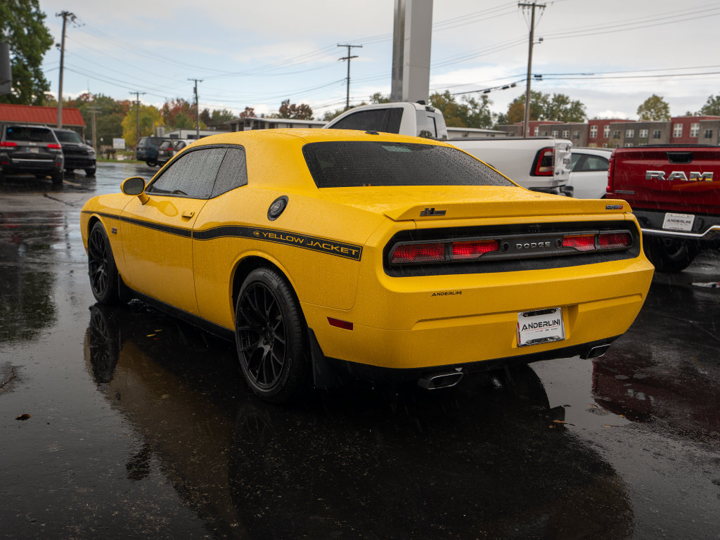 Used 2012 Dodge Challenger SRT8 Yellow Jacket w/ Premium Sound Group RWD image 7