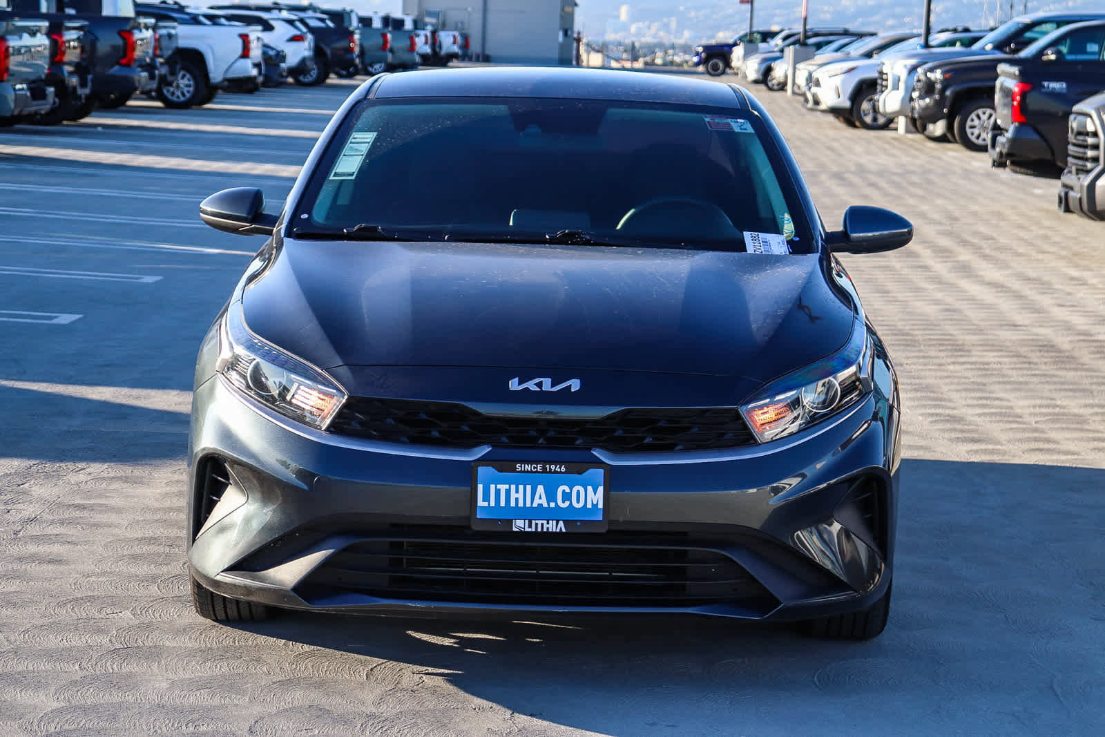 Used 2022 Kia Forte LXS image 2