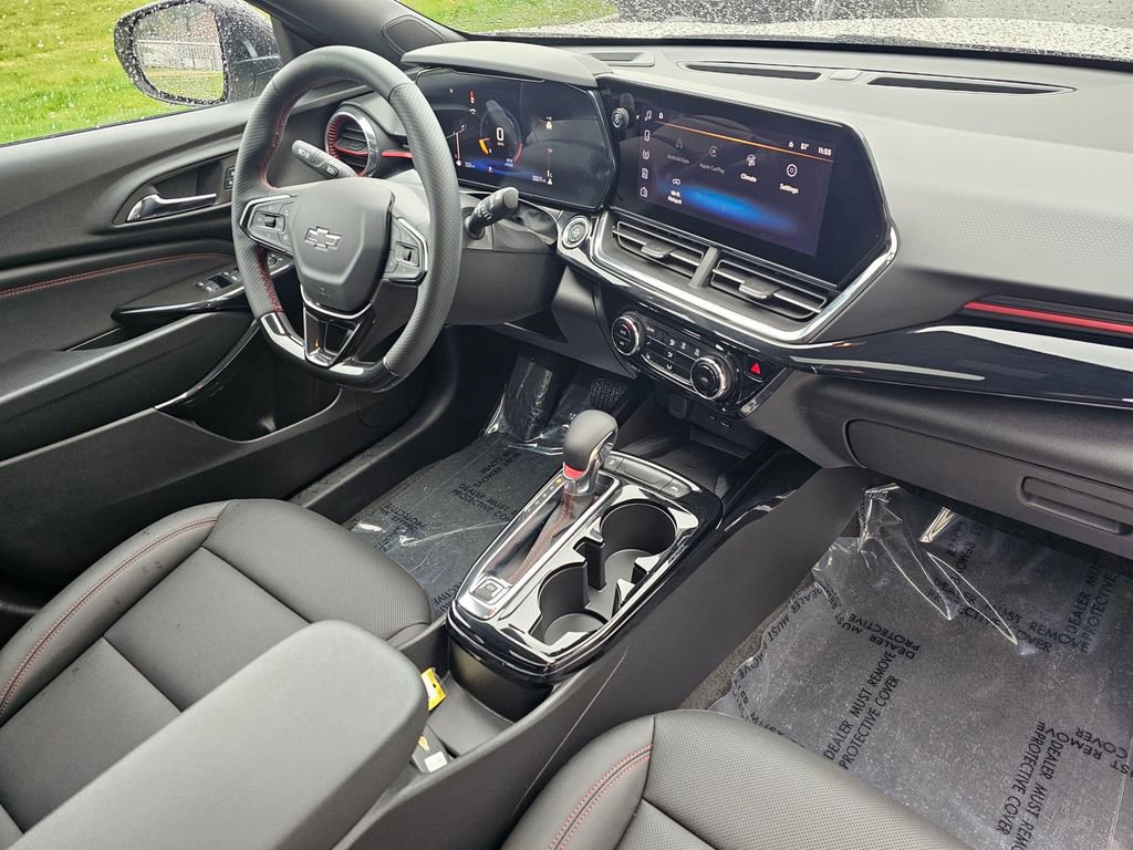 Used 2026 Chevrolet Trax RS w/ Sunroof Package image 10