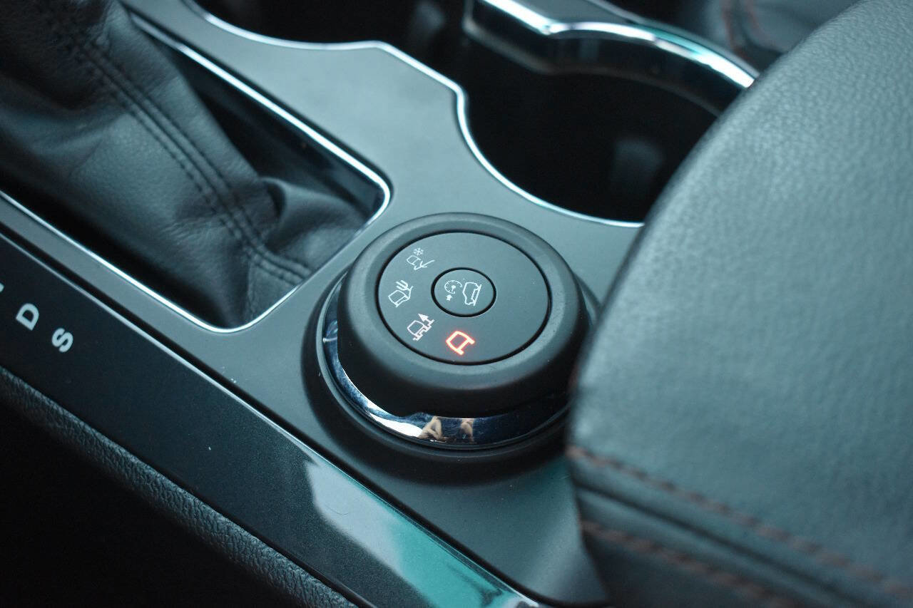 Used 2016 Ford Explorer Sport w/ Equipment Group 401A image 31