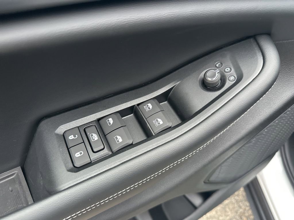 New 2025 Jeep Grand Cherokee 4WD image 12