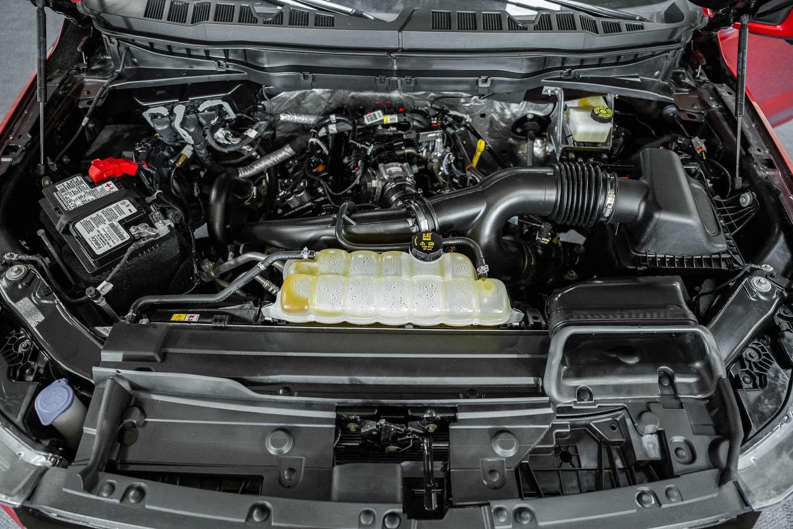 Certified 2023 Ford F150 Lariat w/ Equipment Group 502A High image 26