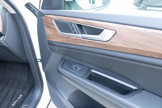 New 2026 Volkswagen Atlas SE image 46