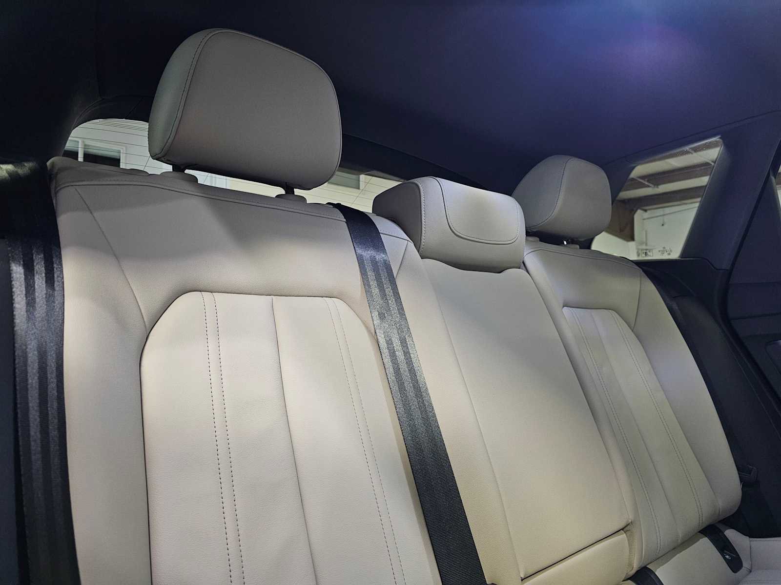 Used 2023 Audi Q4 e-tron Premium Plus w/ Premium Plus image 13