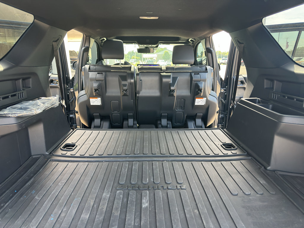 Used 2025 Toyota 4Runner Limited w/ Tow Technology Package AWD/4WD image 37