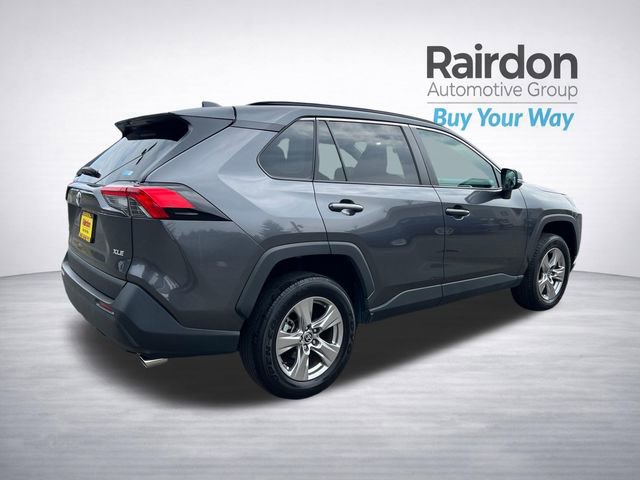 Used 2022 Toyota RAV4 XLE w/ Convenience Package FWD image 9
