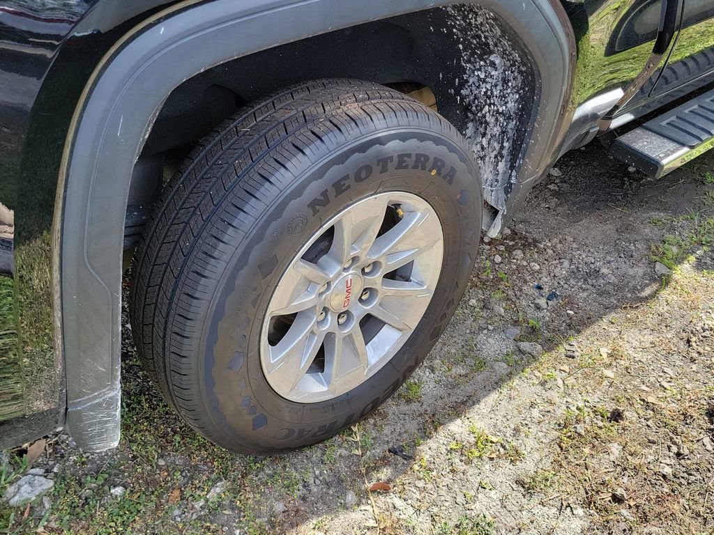 Used 2022 GMC Sierra 1500 SLE w/ Driver Alert Package I image 10