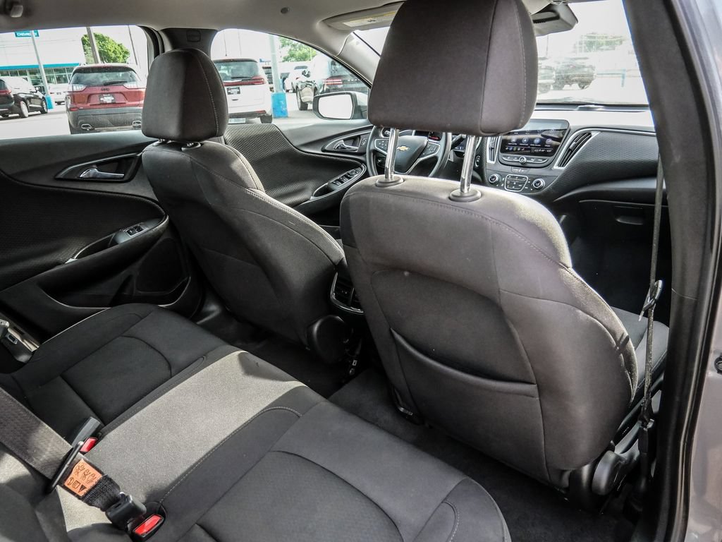 Used 2024 Chevrolet Malibu LT FWD image 19
