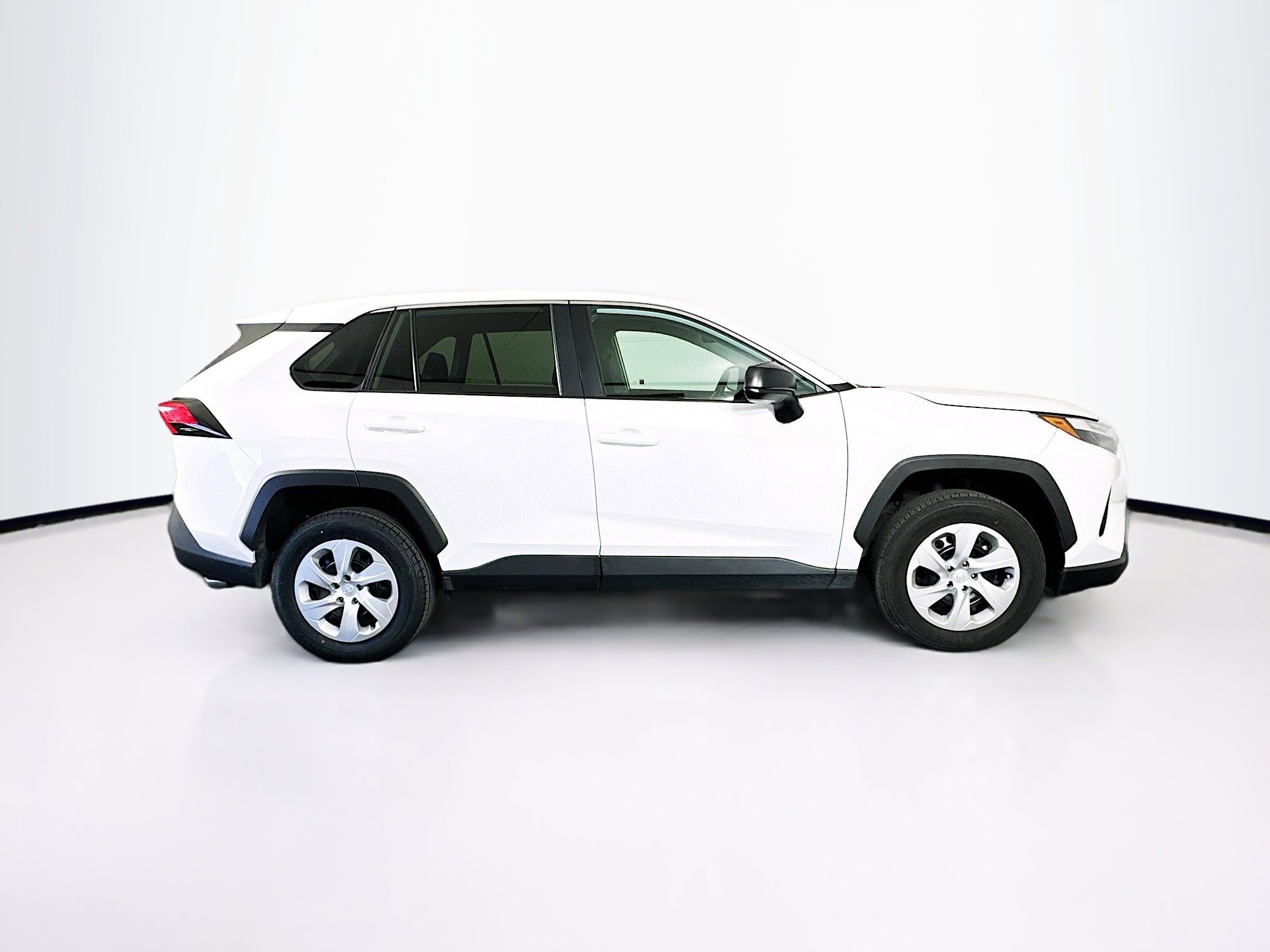 Used 2024 Toyota RAV4 LE image 10