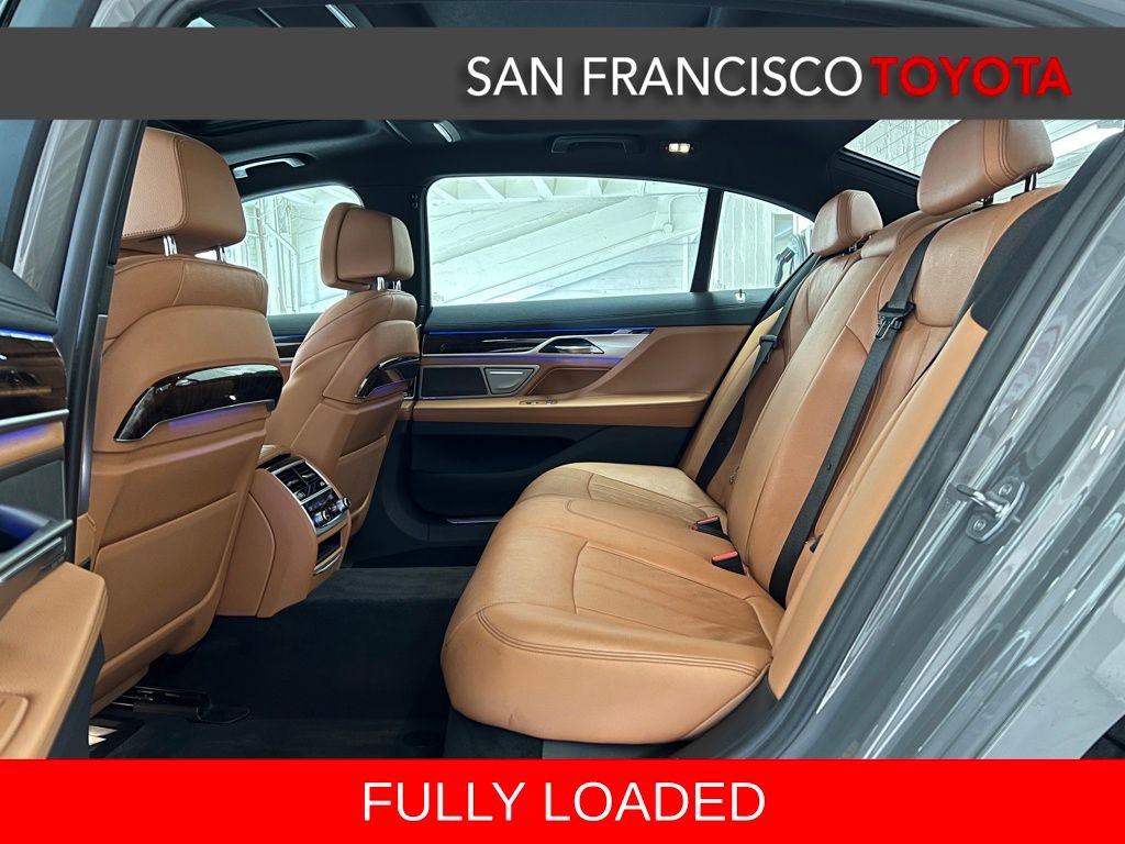 Used 2020 BMW 740i 740i w/ M Sport Package image 15