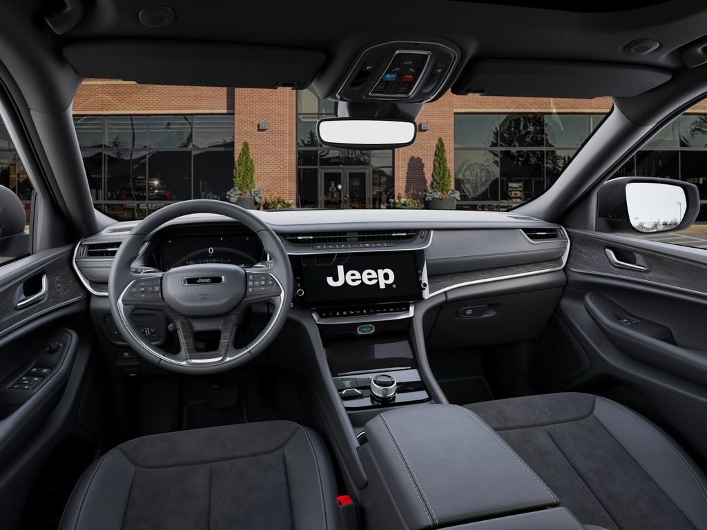 New 2026 Jeep Grand Cherokee Altitude image 14
