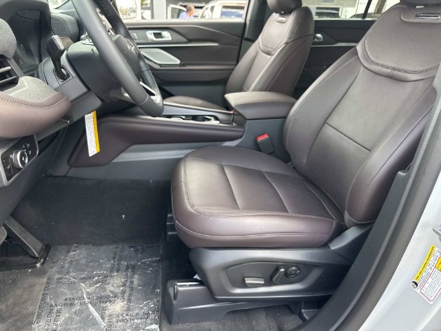 New 2027 Ford Explorer Platinum RWD image 20