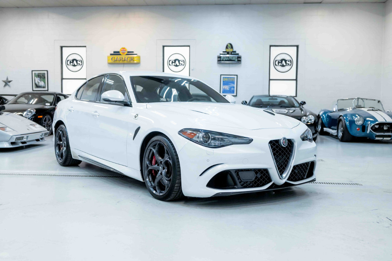 Used 2017 Alfa Romeo Giulia Quadrifoglio image 6