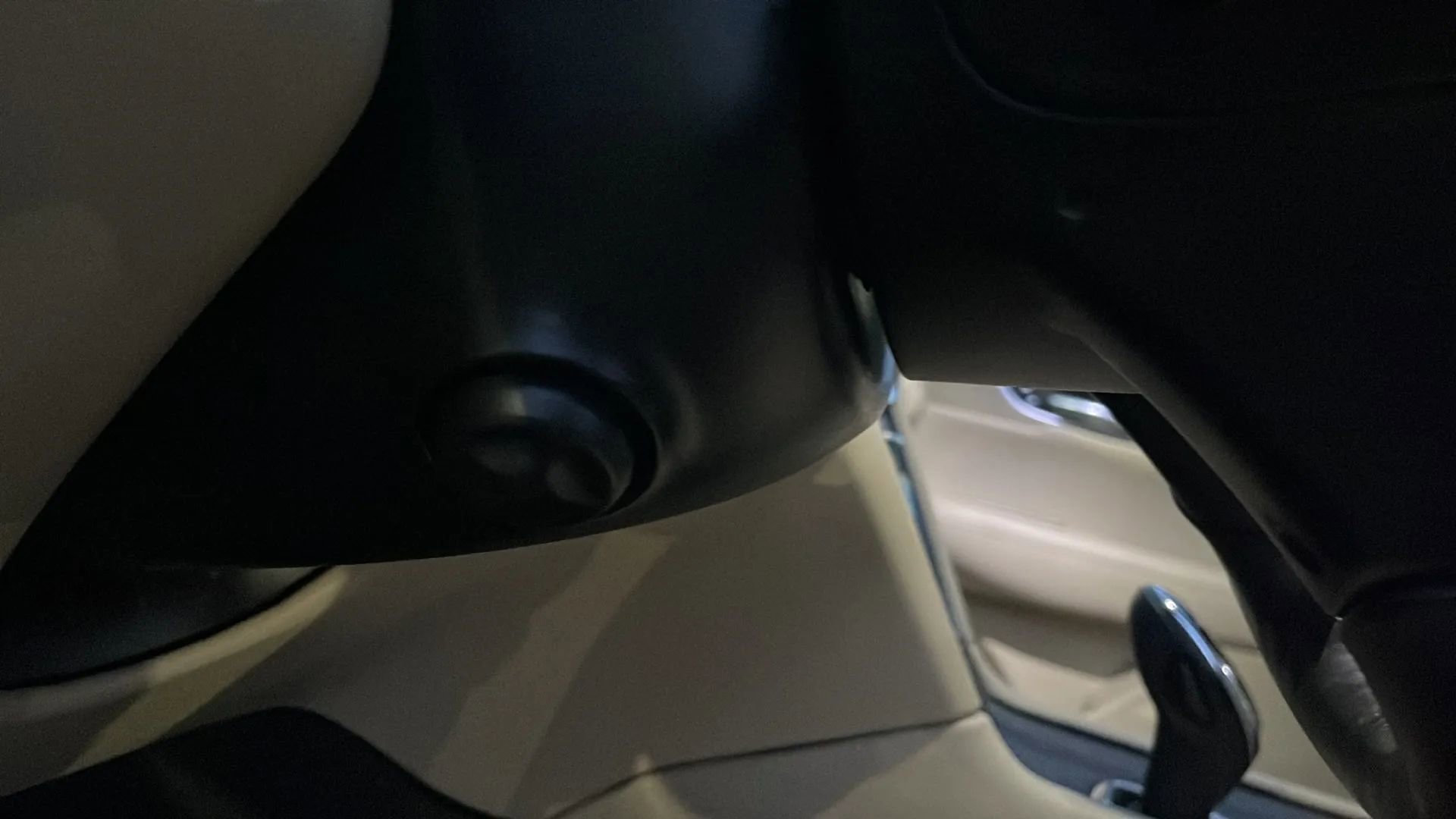 Used 2018 Cadillac XT5 Luxury image 24