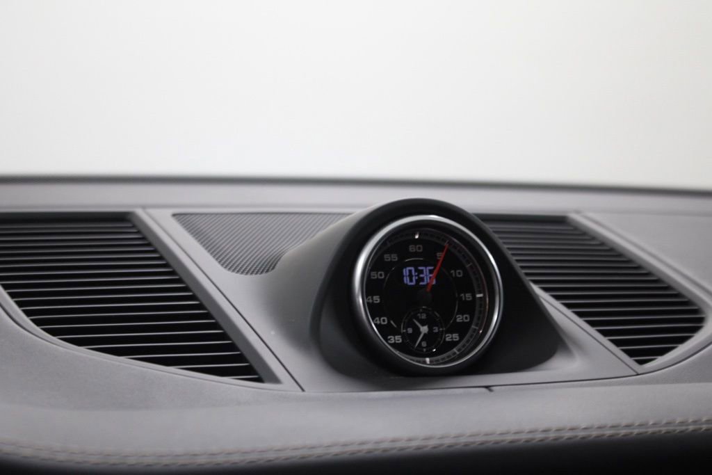 Certified 2020 Porsche Macan GTS AWD/4WD image 20